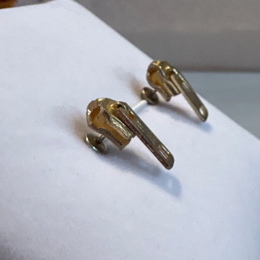 1990s Gold Tone Zipper Pull Stud Earrings Industrial Punk Hardware Jewelry